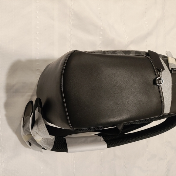 Coach Edge Backpack in Signature Canvas - NWT - Picture 6 of 7